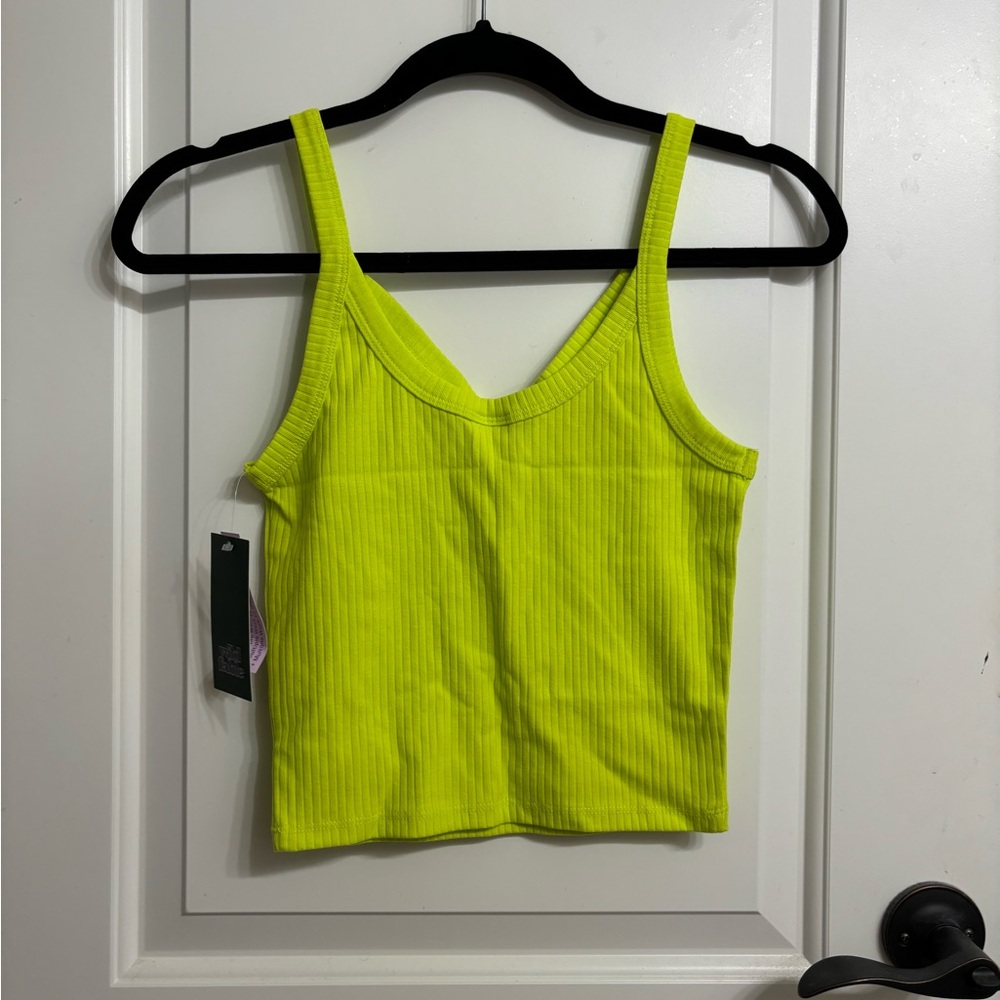 Cropped Tank - Picture 2 of 2